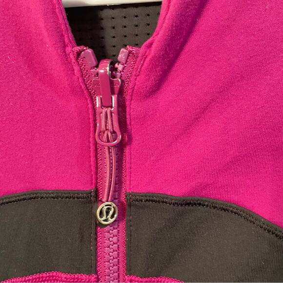 Lululemon Scuba Jacket SIZE 6 Find Your Bliss REVERSIBLE Full Zip Barbie Pink - Picture 5 of 6
